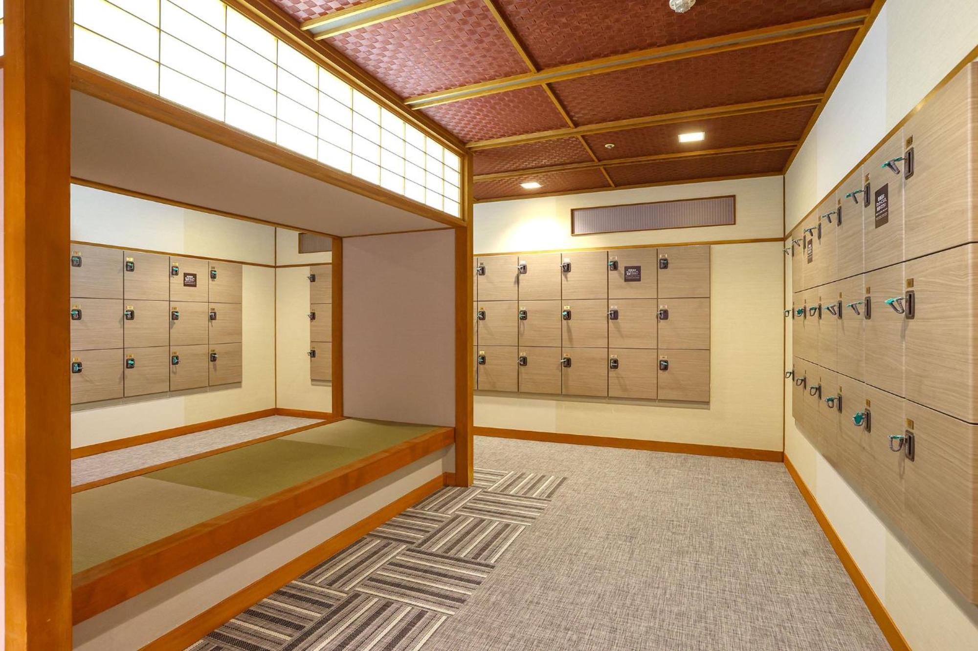 Готель Ooedo Onsen Monogatari Premium Yamashitaya Каґа Екстер'єр фото