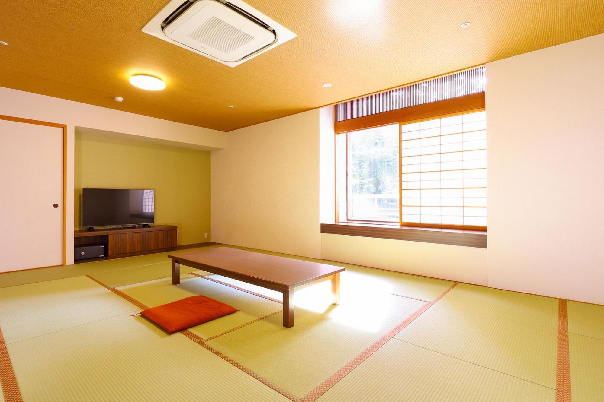 Готель Ooedo Onsen Monogatari Premium Yamashitaya Каґа Екстер'єр фото
